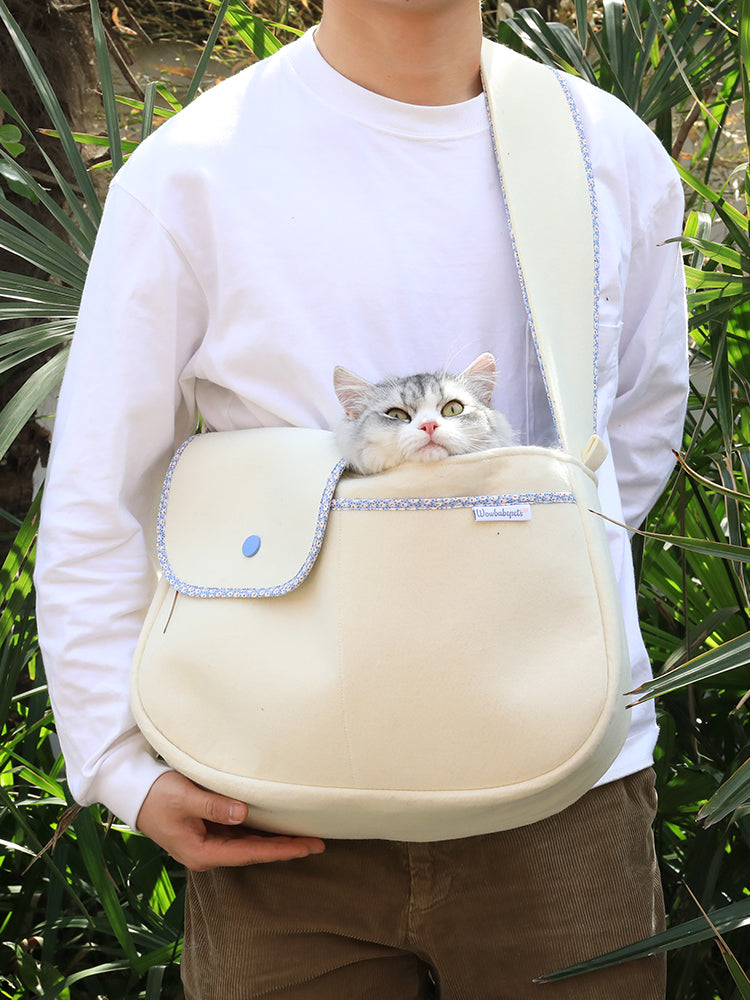 Portable Pet Travel Carrier Bag For Outdoor Use